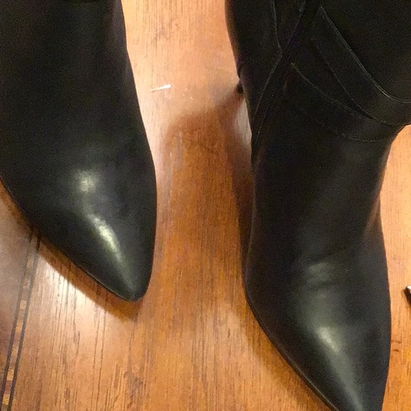Vince Camuto Black Juba Calf Boot. Sz 7.5 - Picture 3 of 7